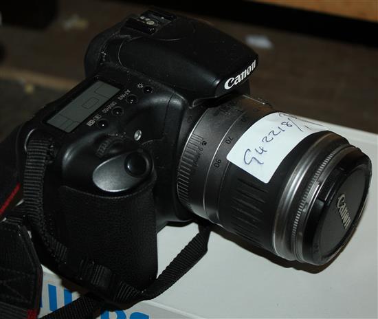 Phillips digital photo frame & Canon Camera E0S 20D DS126061